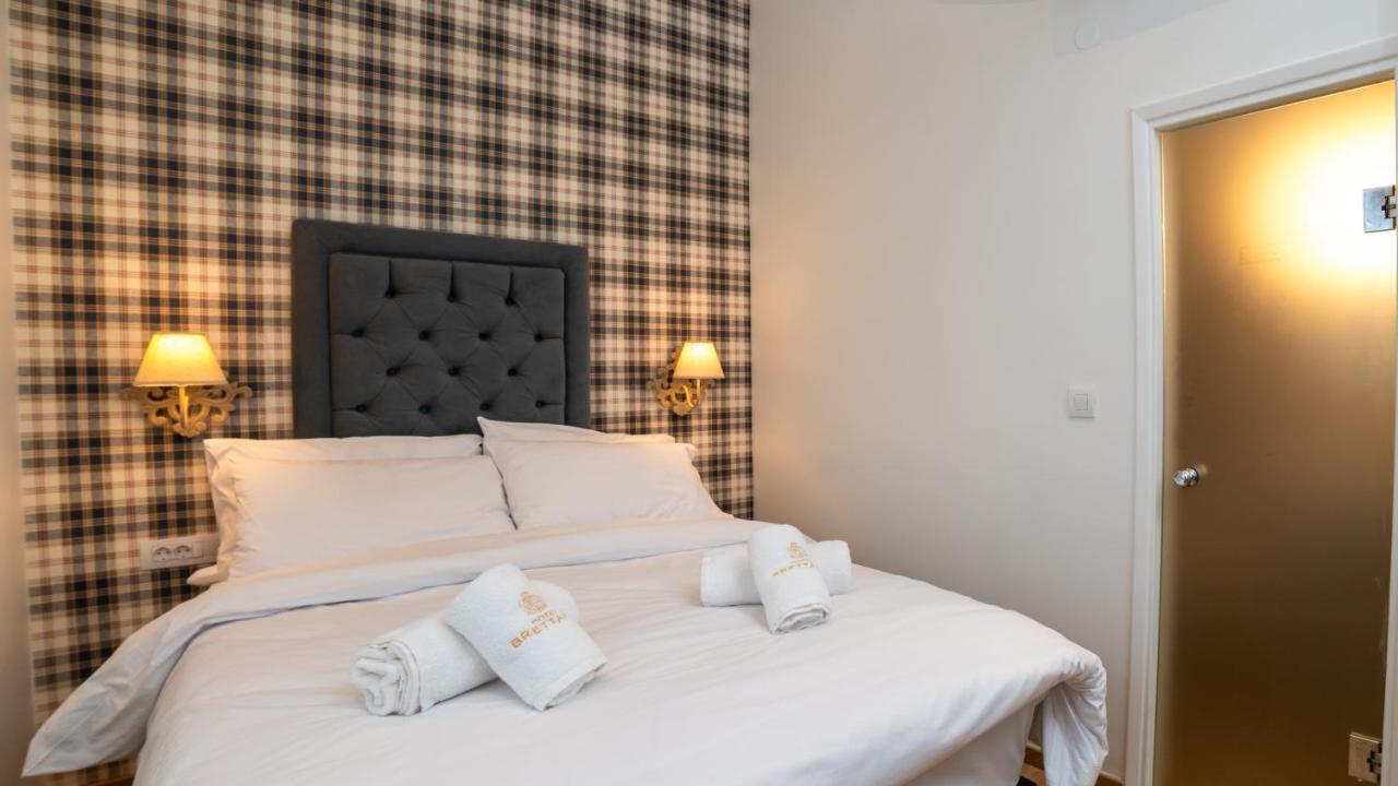 Brettania Hotel Ioannina Luaran gambar